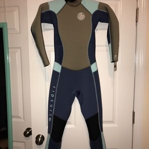 Rip curl wet suit